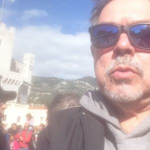 Meet your Posher, Robert